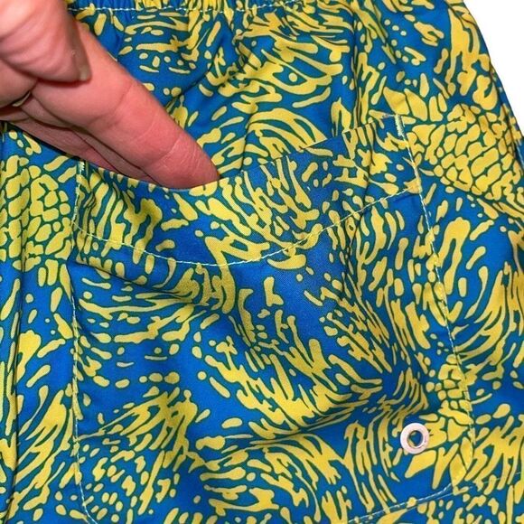 Mens‎ Speedo Swim Suit Trunks Shorts Lined Size Small Blue Yellow Pineapple - Picture 3 of 7